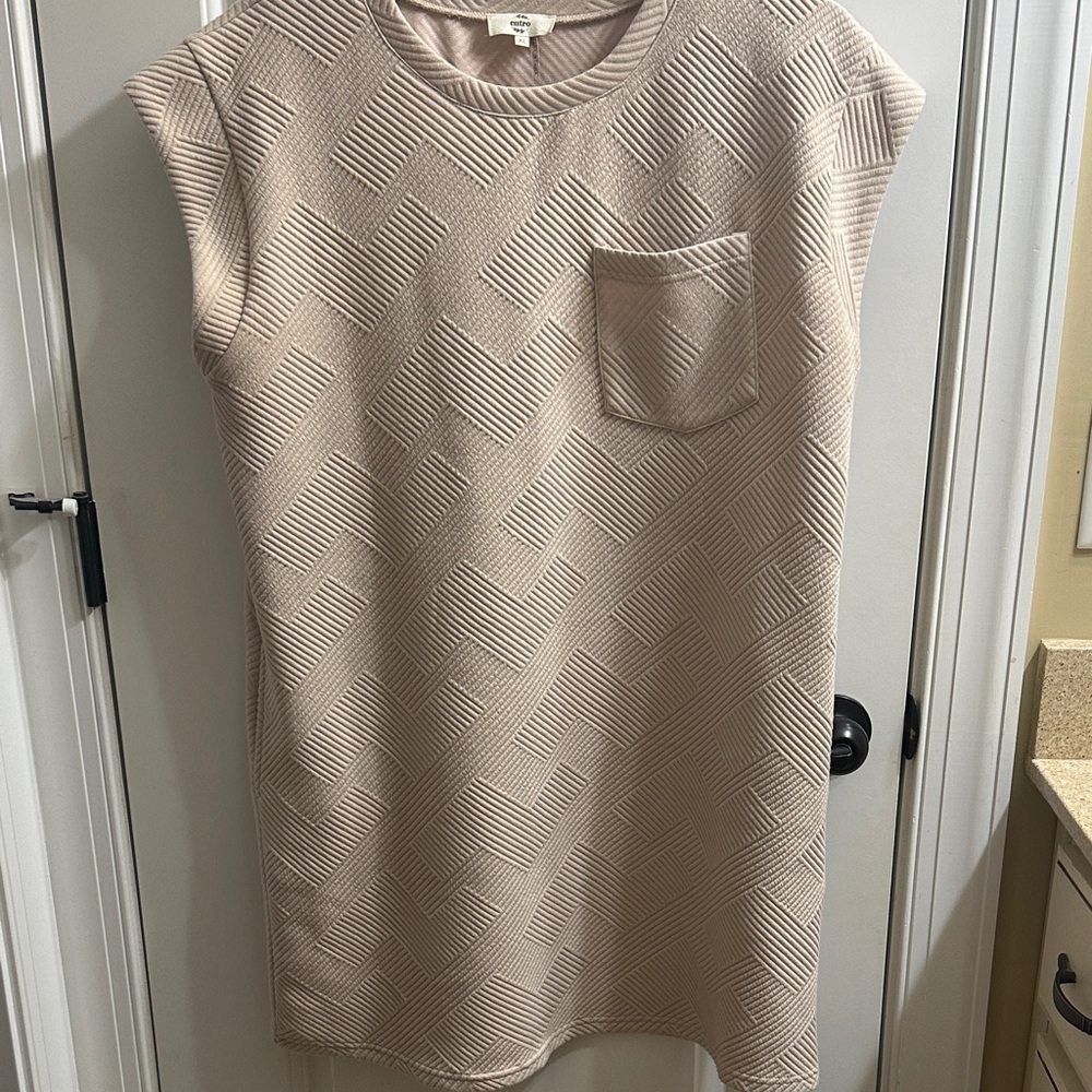entro Sleeveless Textured Mini Dress in Light Taupe